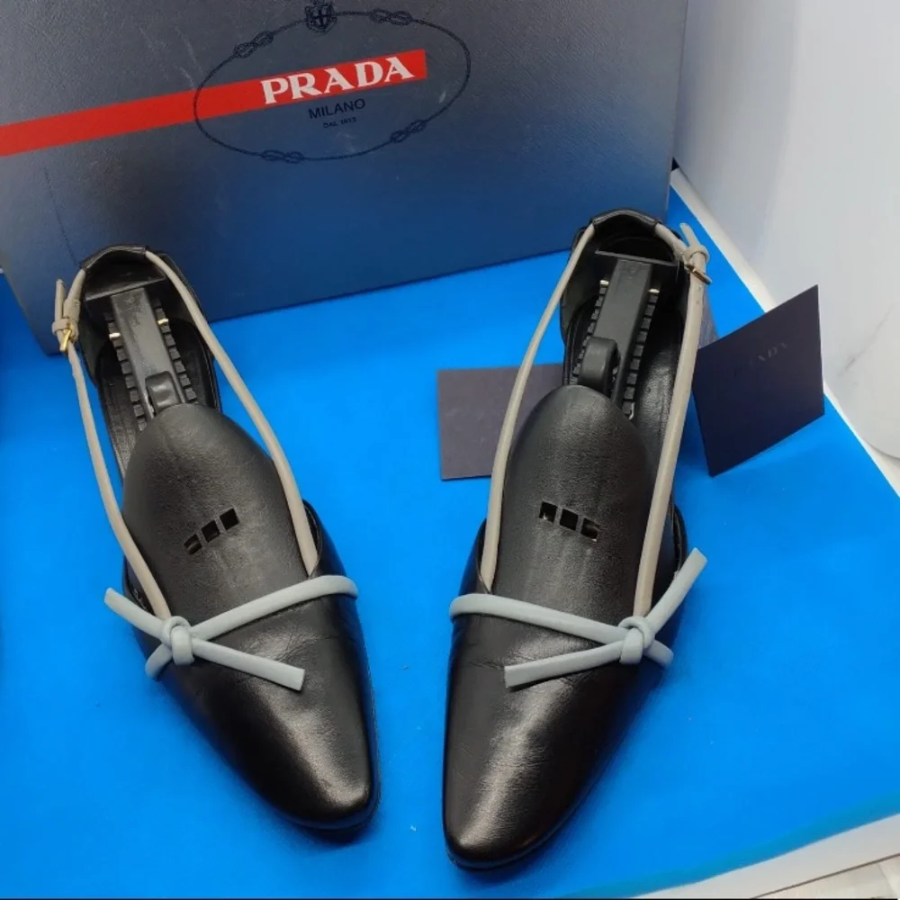 🔥PRADA Black and‎ lavender Leather adjustable Loafer Women’s shoes 36.5 knot